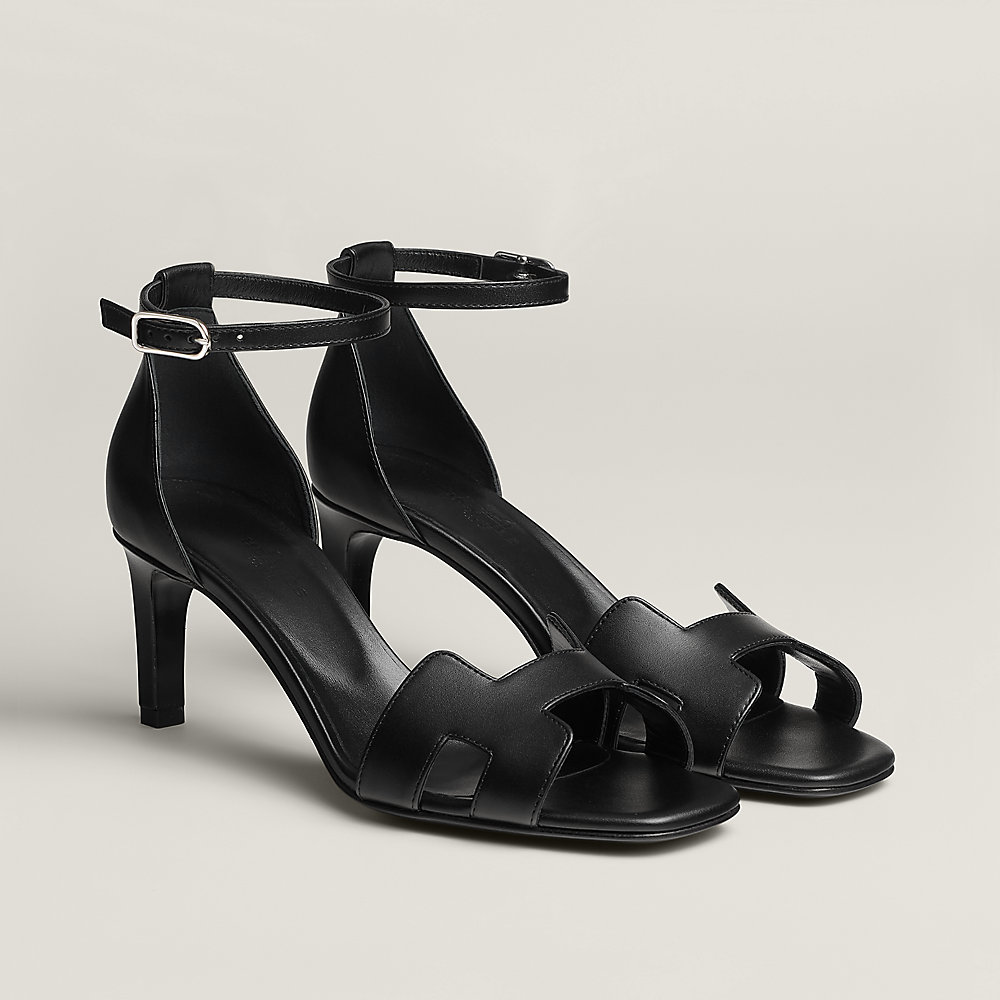 【煌めきが導く特別な夜へ】HERMES Joy 70 ストラスサンダルNoir Joy 70 sandal | Hermès Finland